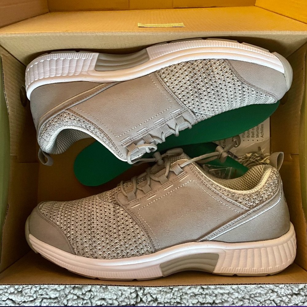 NEW: NEVER USED - ORTHO FEET FRANCIS Womens SpeedLace Grey Sneakers WIDE